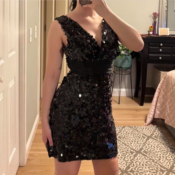 Vintage Dresses & Skirts - Vintage Black Sequined V-Neck Women's Dress
